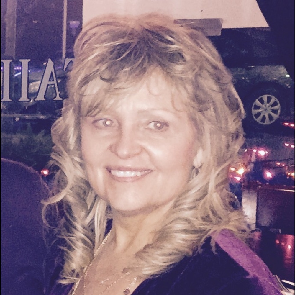 Meet your Posher, Helene
